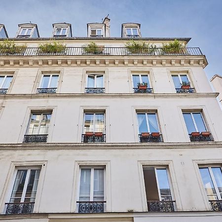 Apartment Center Of Paris By Studio Prestige Exterior foto